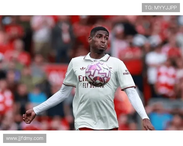 阿尔特塔战术逐渐成熟，阿森纳在英超争冠路上保持良好状态