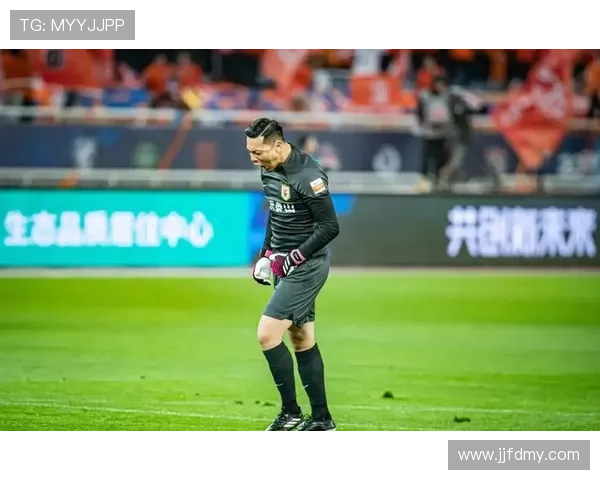 泰山关键人物缺阵危机:阵容短板暴露,争冠之路能否延续强势? 泰山关键人物缺阵危机:阵容短板暴露,争冠之路能否延续强势?